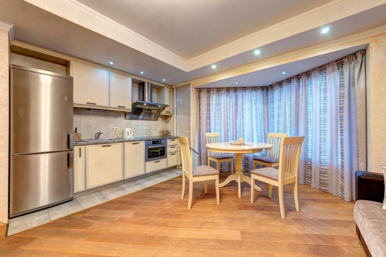 Apartments Near The Shopping Center Gulliver كييف المظهر الخارجي الصورة